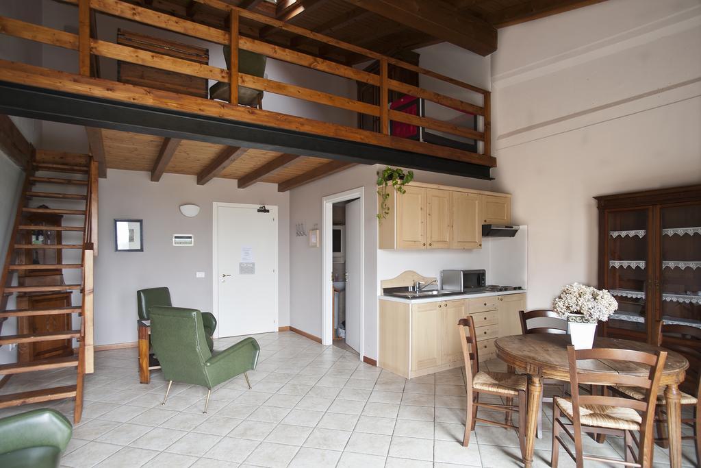 Cascina Clarabella Villa Iseo Rom bilde